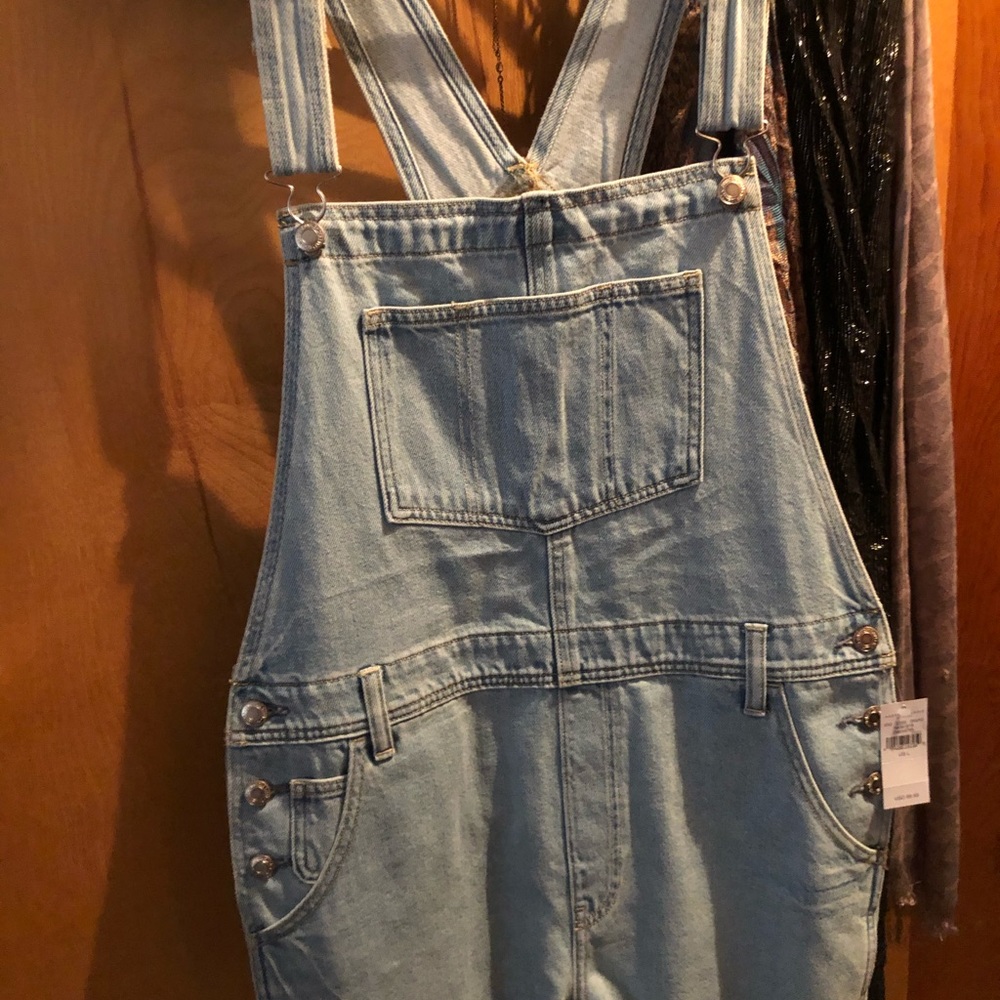 NWT American Eagle Coverall shorts